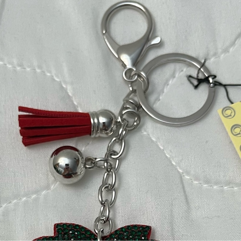 Adorable Strawberry Rhinestone Keychain - Picture 4 of 4
